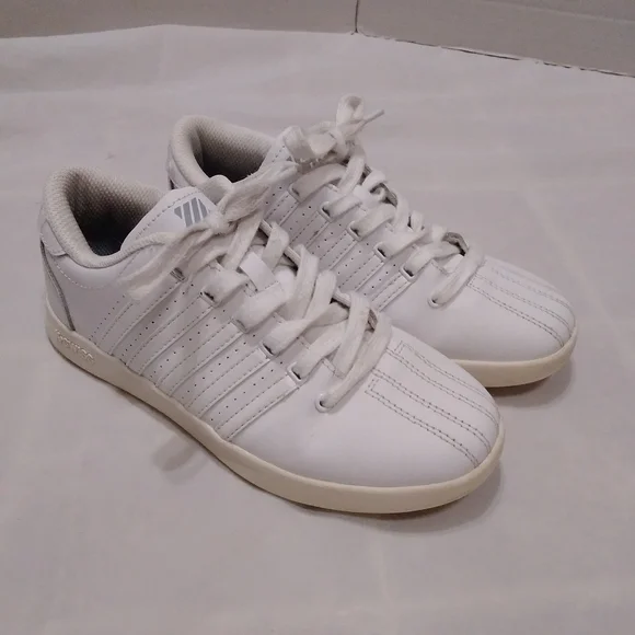 Kswiss Girl's Size 4 All White Good Condition - Picture 1 of 9